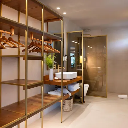 Dourwin - Riverside - Adults Only *