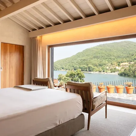Dourwin Exclusive & Restaurant - Adults Only Farm stay Sebolido