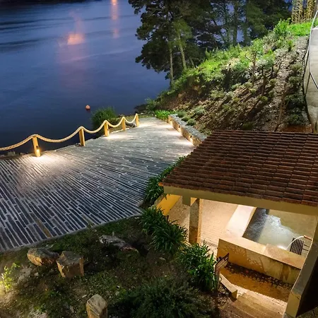 Dourwin Exclusive & Restaurant - Adults Only Farm stay Sebolido